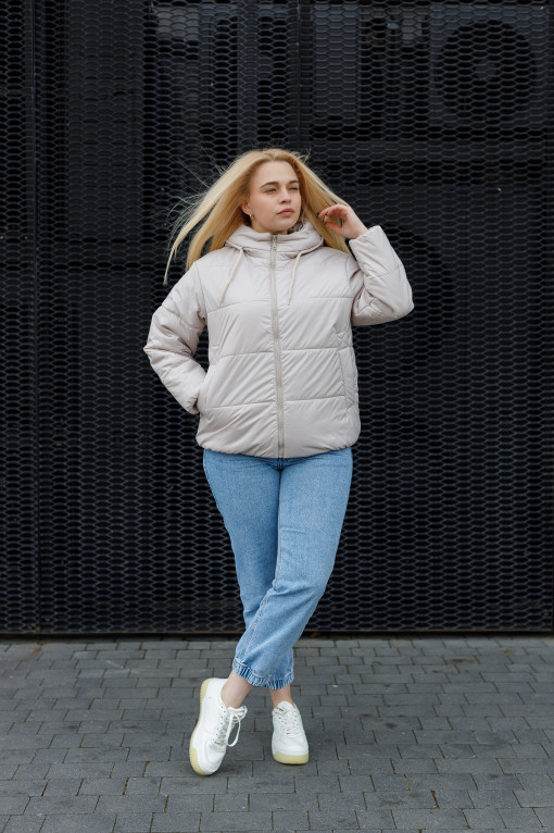 Демисезонная куртка молочного цвета к-294