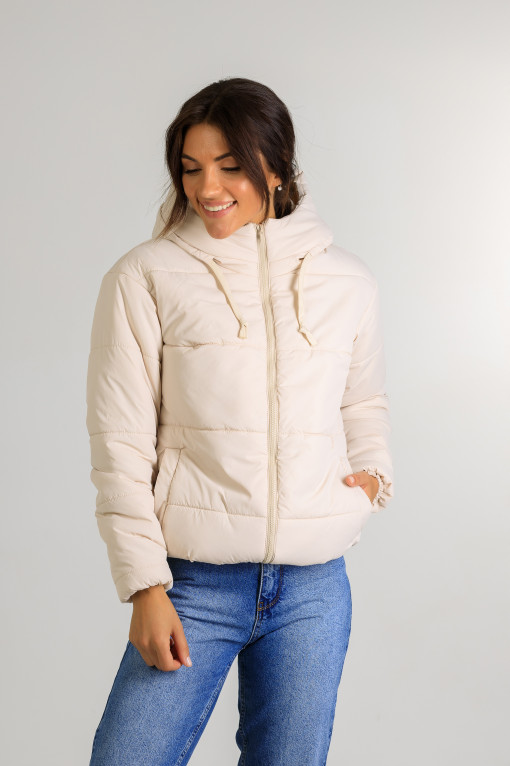 Демисезонная женская стильная куртка Тахо молочного цвета