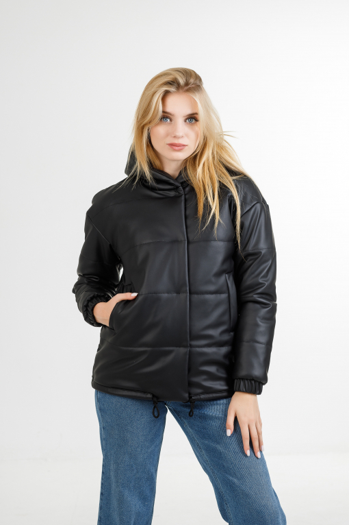 Демисезонная женская  куртка из эко-кожи Тина чёрного цвета