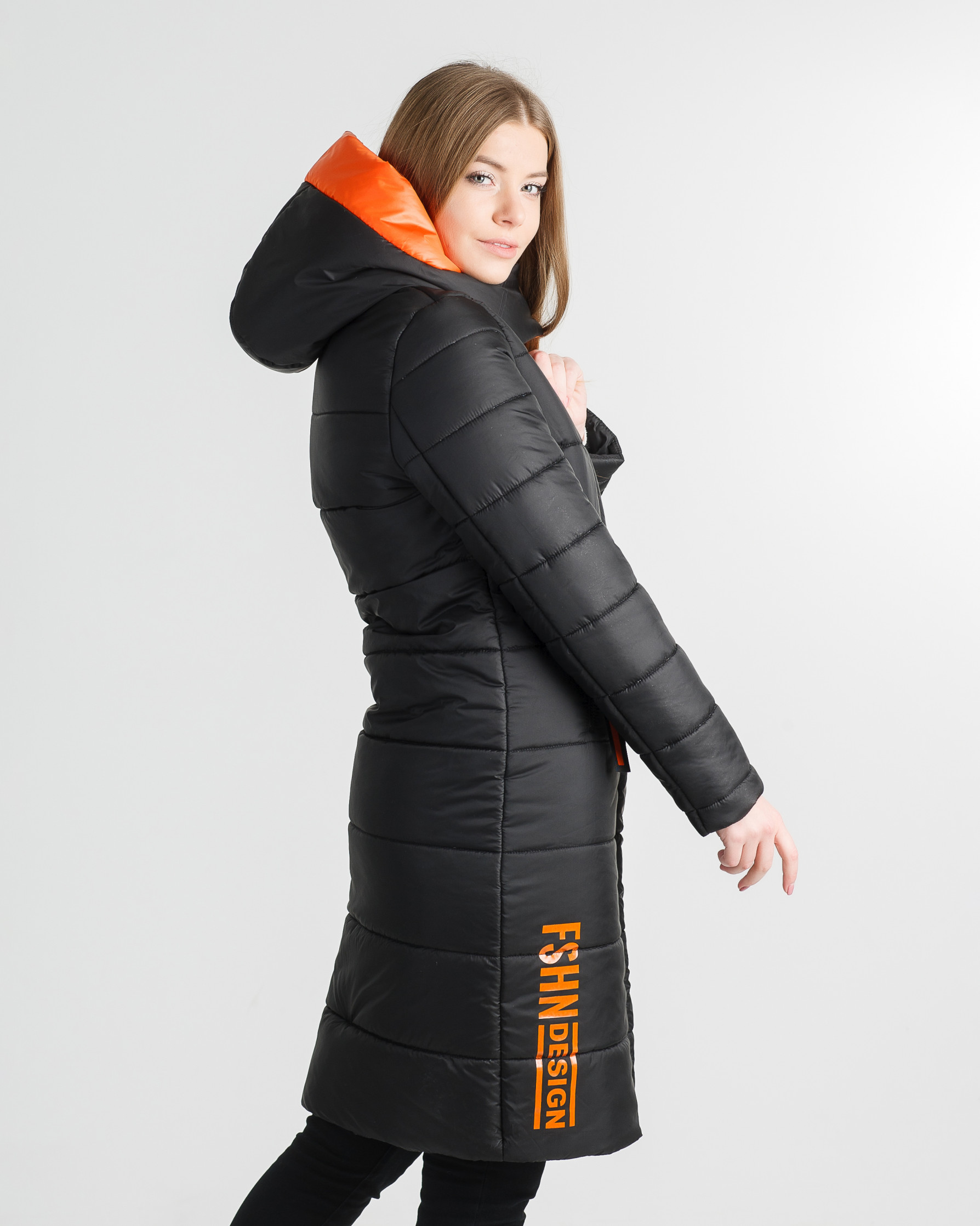 Зимове молодіжна чорне з оранжевим пальто Шерон