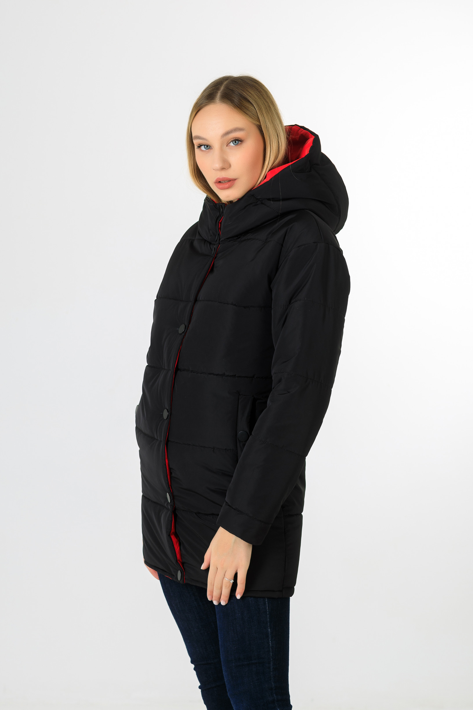 Зимняя куртка чёрного с красным цвета Фреди