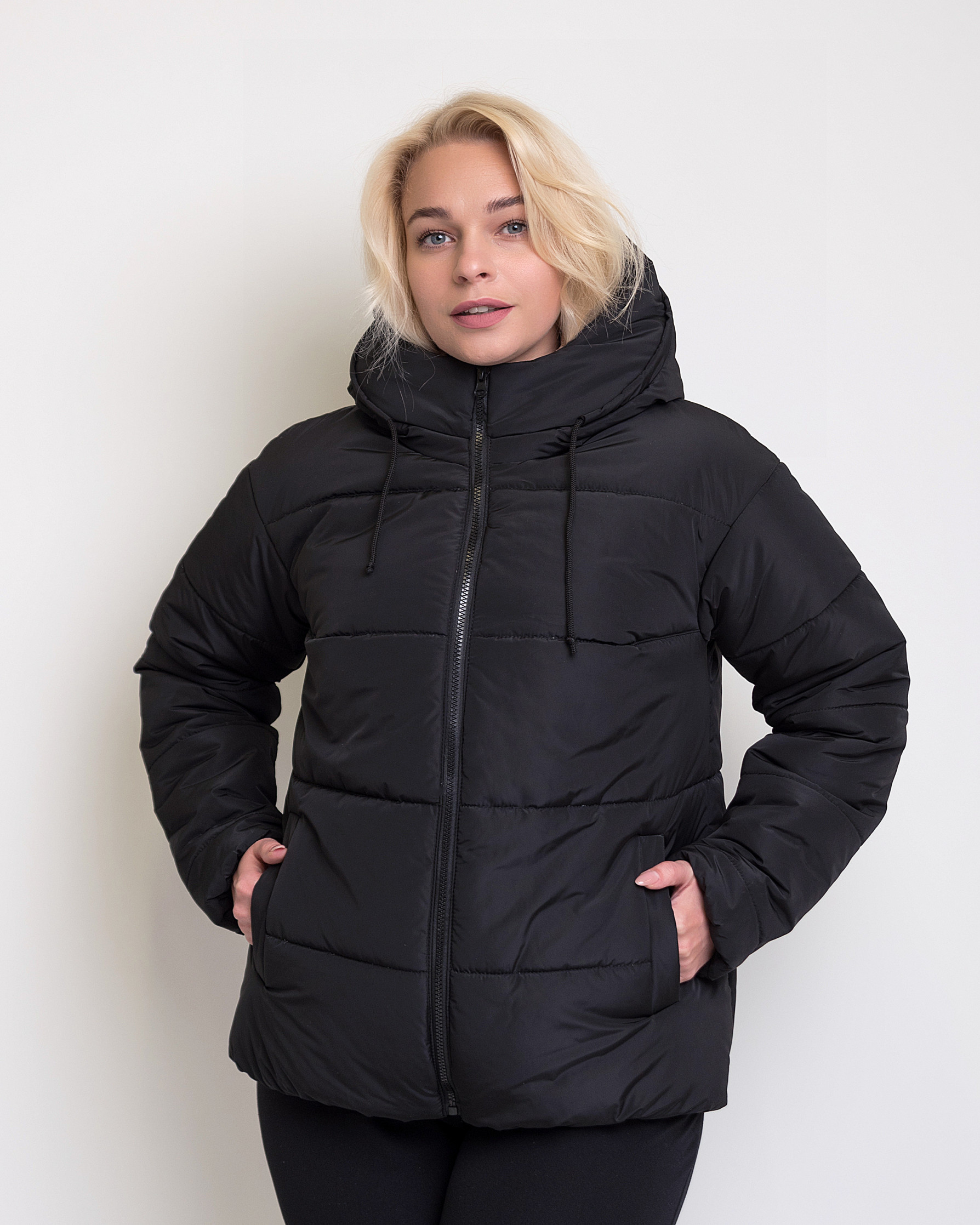 Зимняя женская куртка чёрного цвета Тахо батал