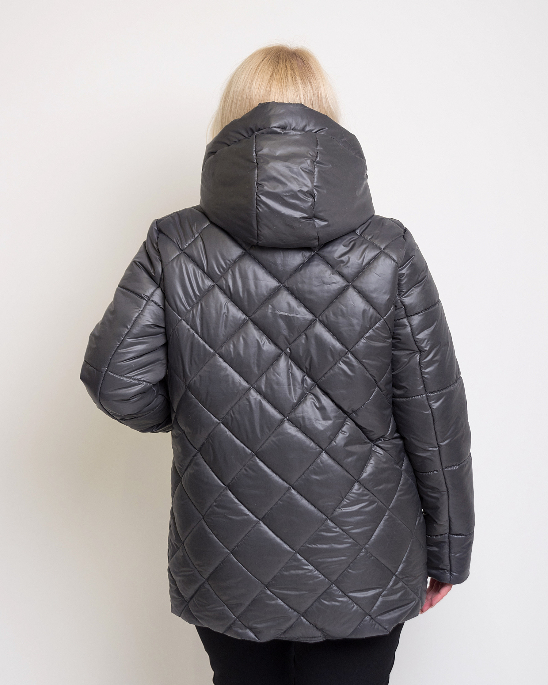 Зимова жіноча куртка сірого кольору Кері