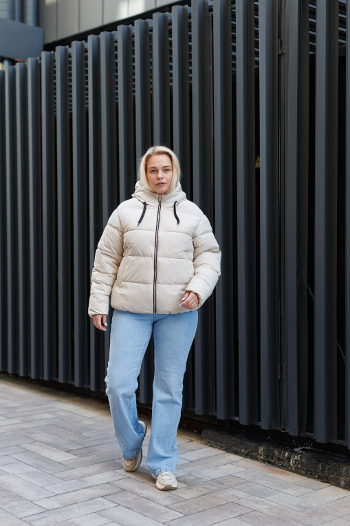 Зимовий пуховик КП-315 молочного кольору з бархатистої тканини