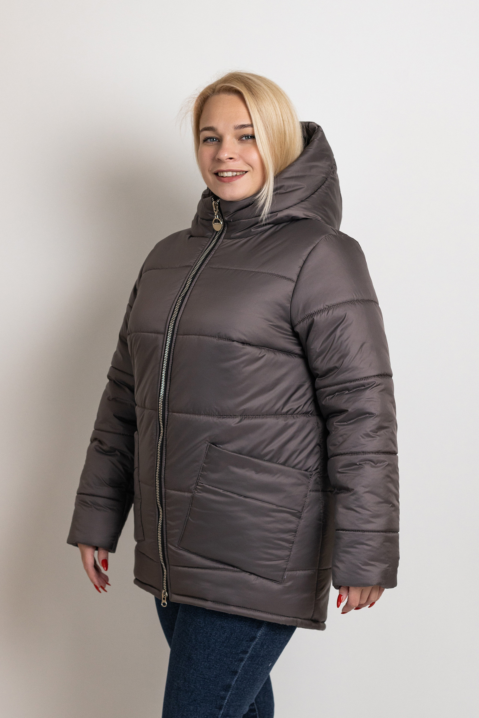 Зимова жіноча куртка шоколад к-256
