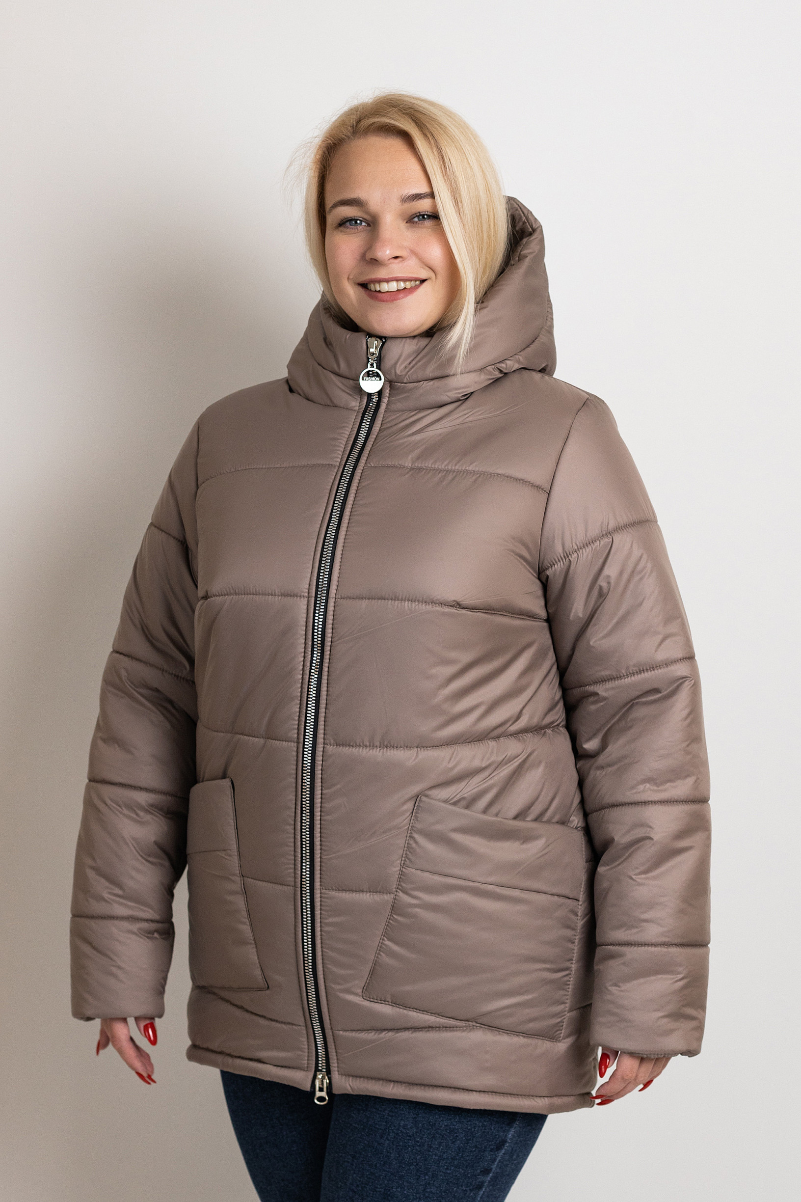 Зимова жіноча куртка бежева к-256