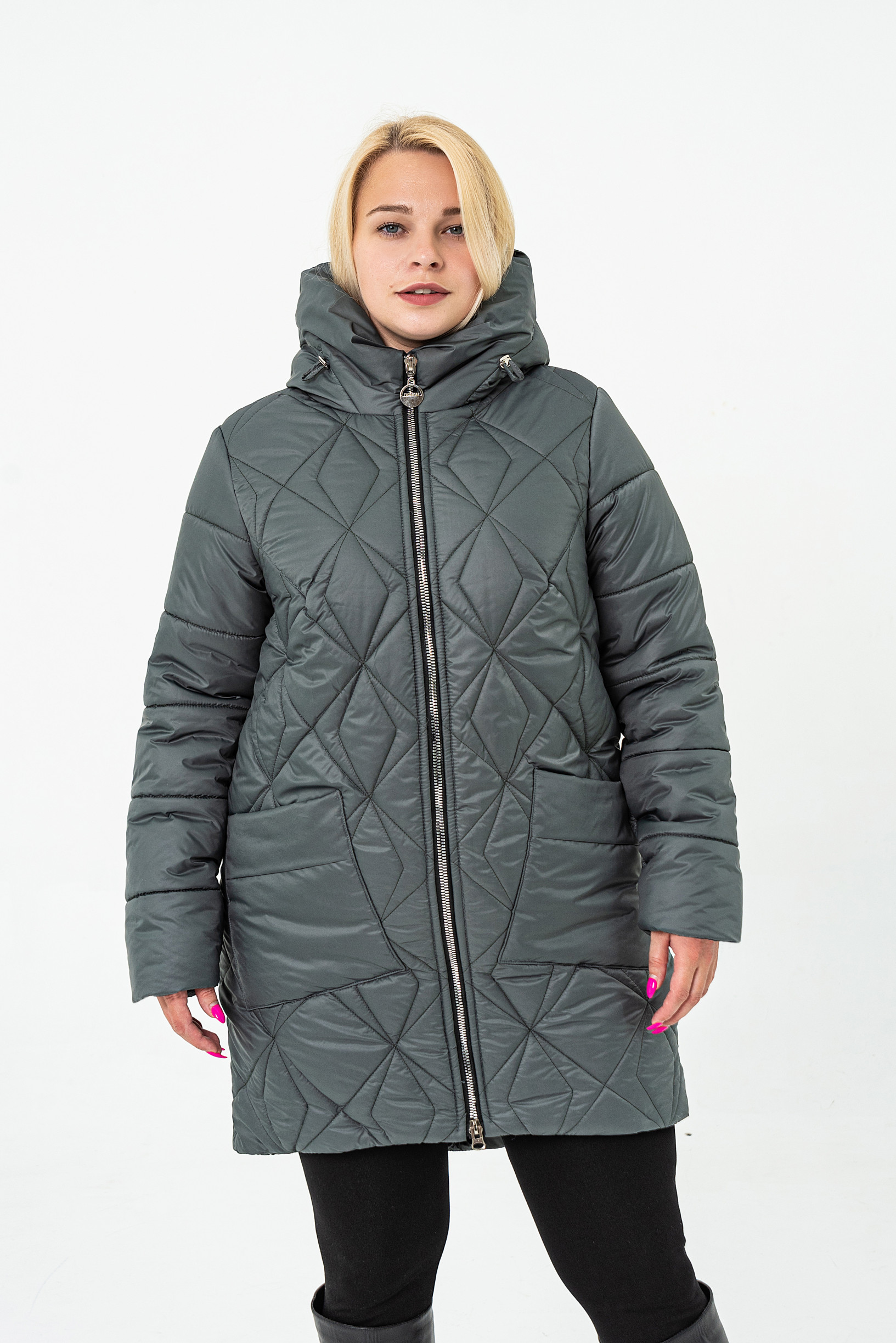 Зимова подовжена жіноча куртка збільшеного розміру смарагдова
