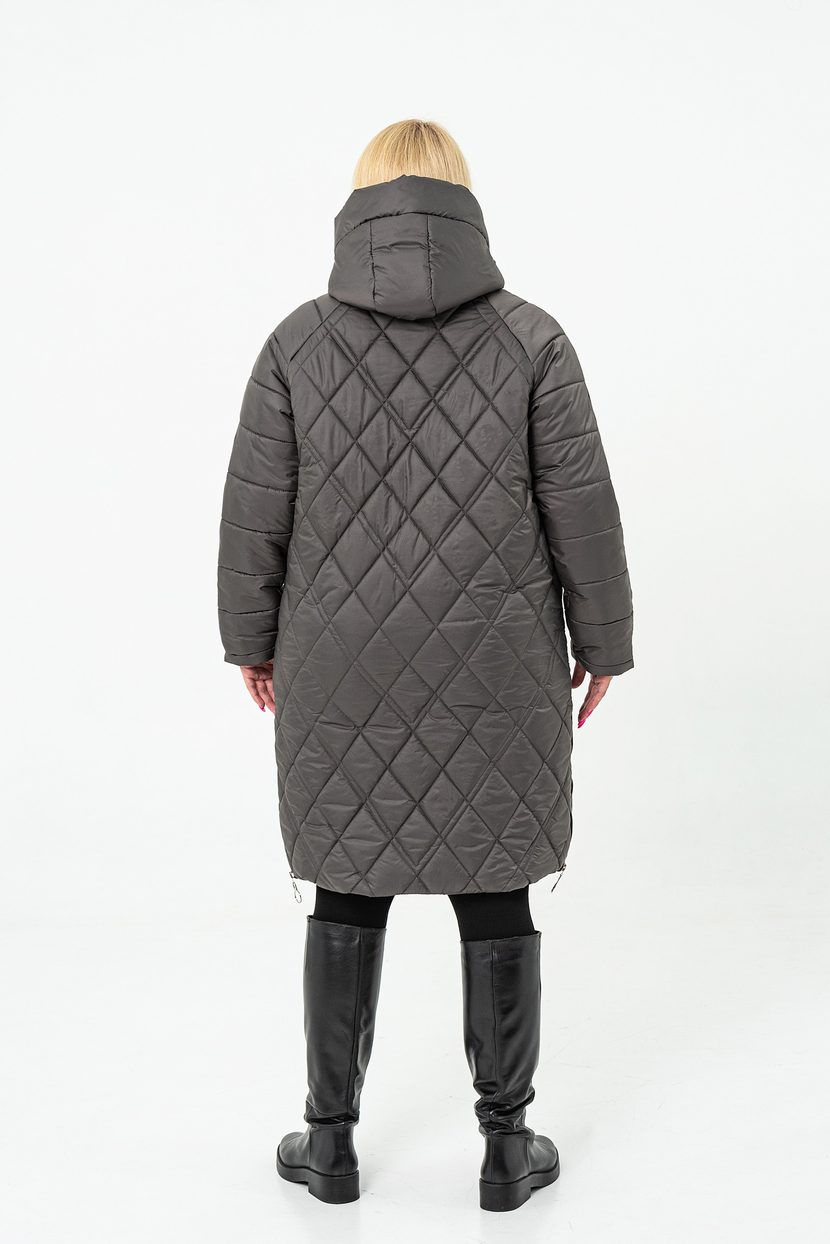 Зимове жіноче пальто збільшеного розміру під пояс графіт