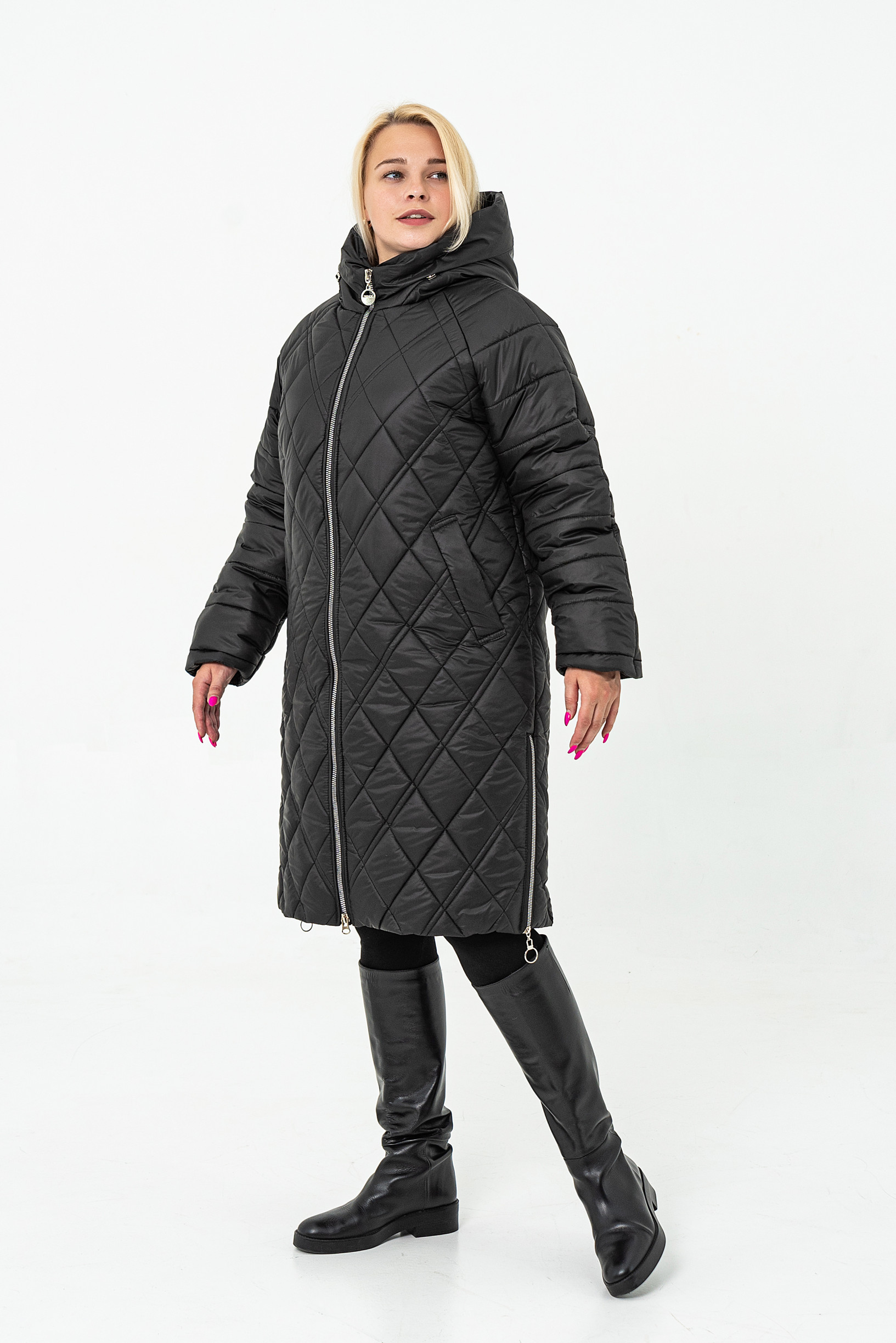 Зимнее женское пальто большого размера под пояс чёрное