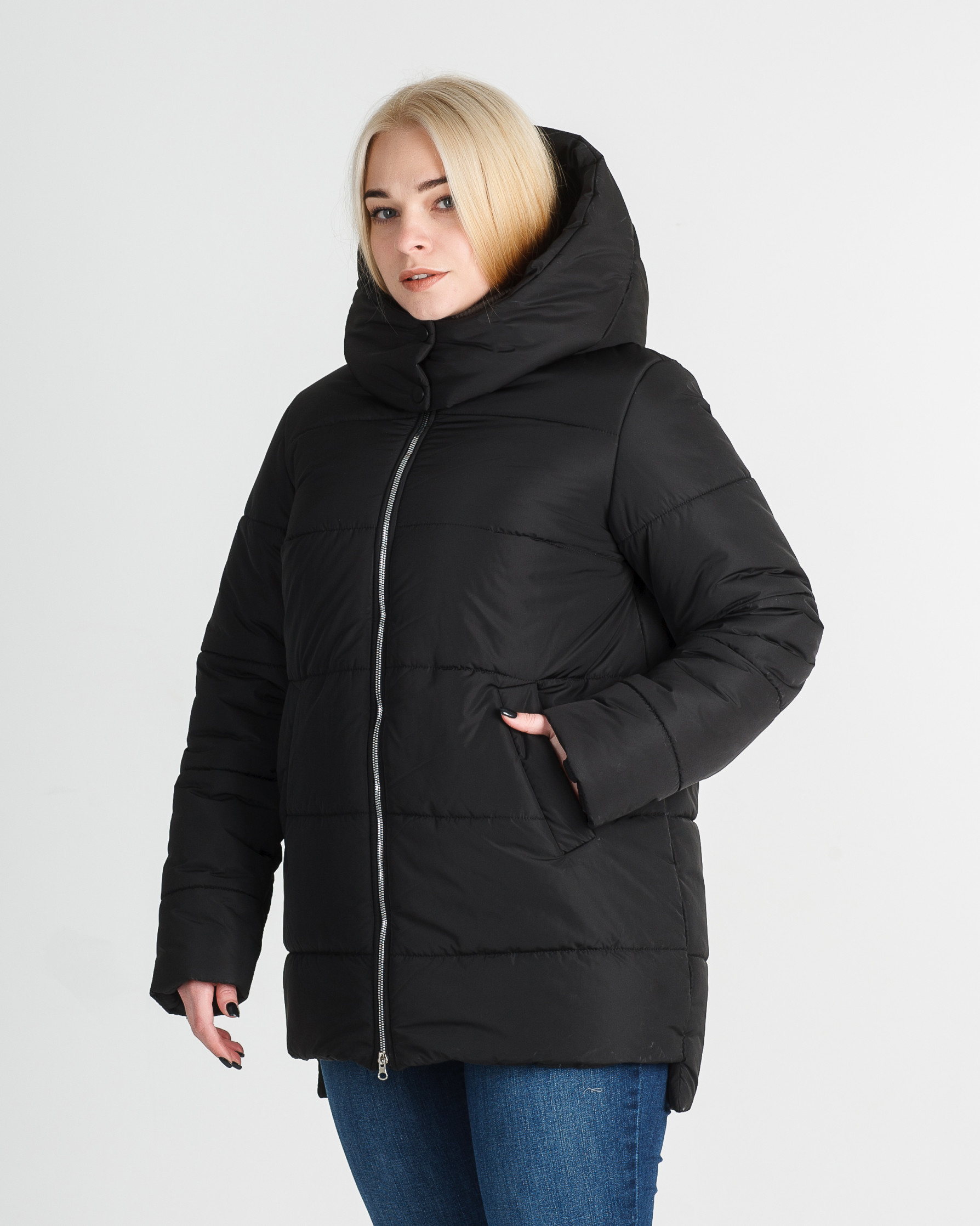 Зимняя удлинённая чёрная женская куртка Линда