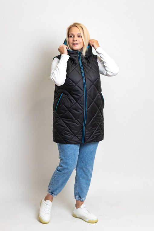 Подовжена жіноча безрукавка чорного кольору з синім